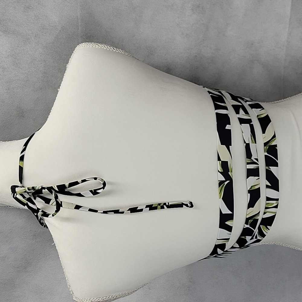 Nwot Bcbgeneration 2pc Bikini Set - image 6